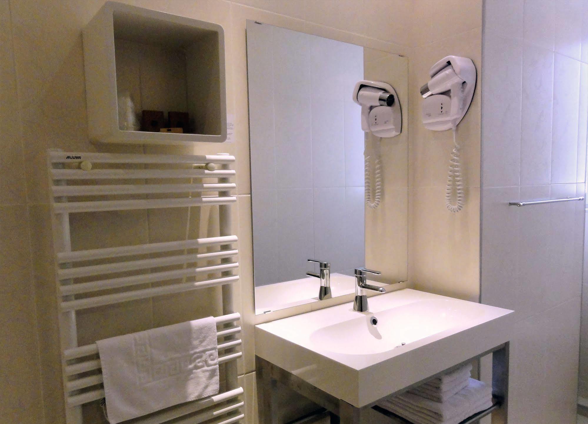 Logis Hotel Restaurant Clair Cottage, Chisseaux - Chenonceaux المظهر الخارجي الصورة
