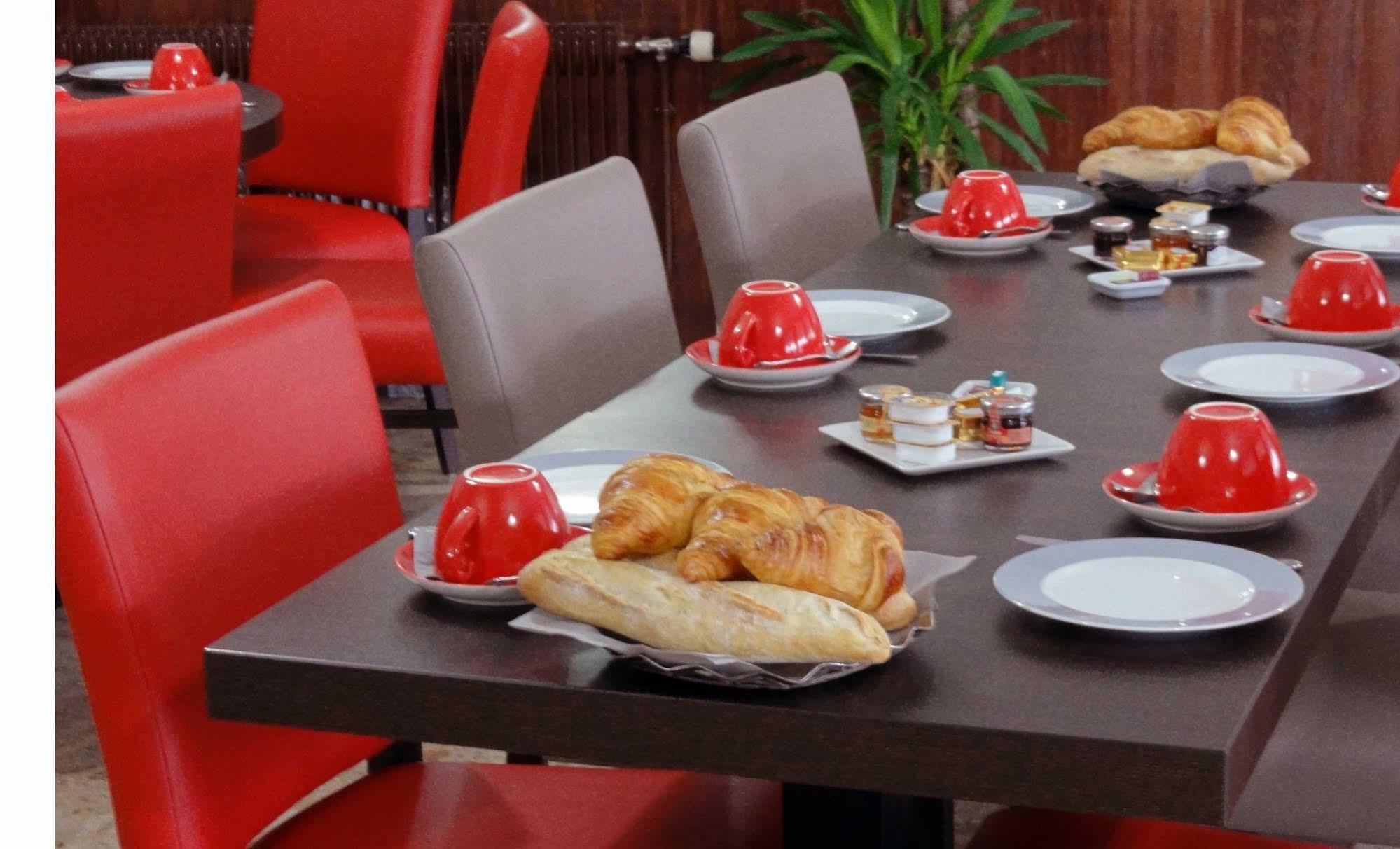 Logis Hotel Restaurant Clair Cottage, Chisseaux - Chenonceaux المظهر الخارجي الصورة