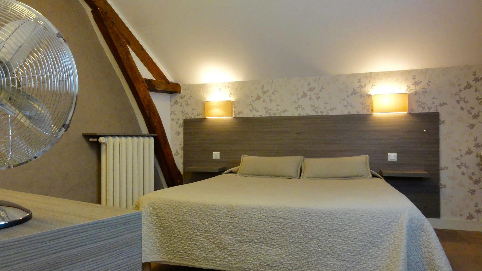 Logis Hotel Restaurant Clair Cottage, Chisseaux - Chenonceaux المظهر الخارجي الصورة
